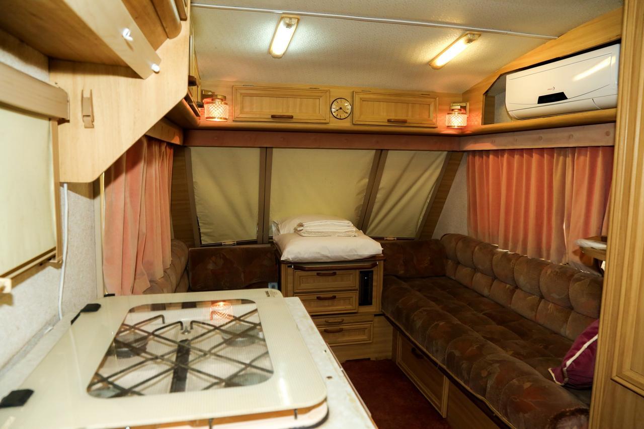 Malwathu Oya Caravan Park Bed and Breakfast Anuradhapura Esterno foto